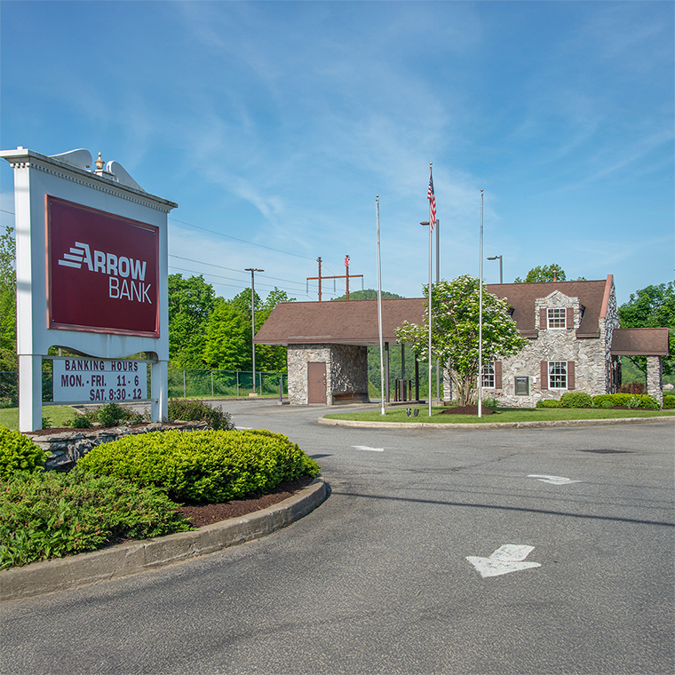 Arrow Bank at Wicker Street, Ticonderoga